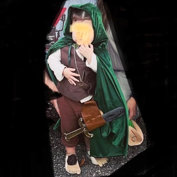 🎃Toddler hobbit costume! 🍃 - Picture 1 of 8
